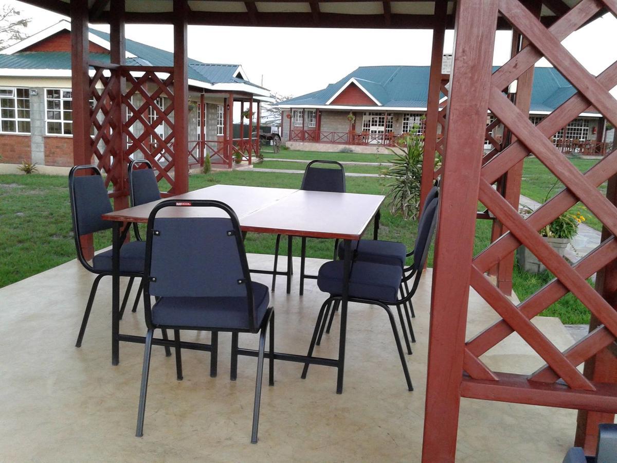 Tumaini Gardens Panzió Kajiado Kültér fotó