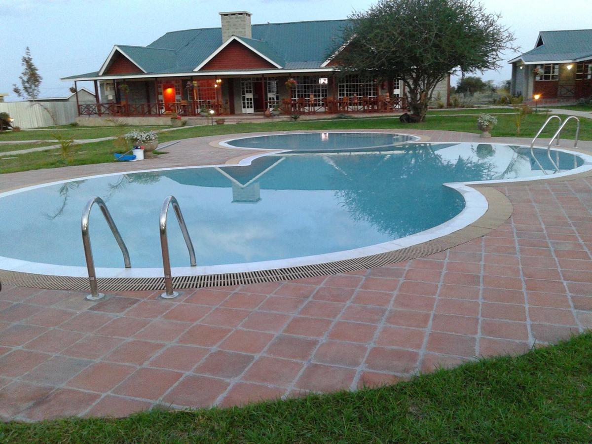 Tumaini Gardens Panzió Kajiado Kültér fotó