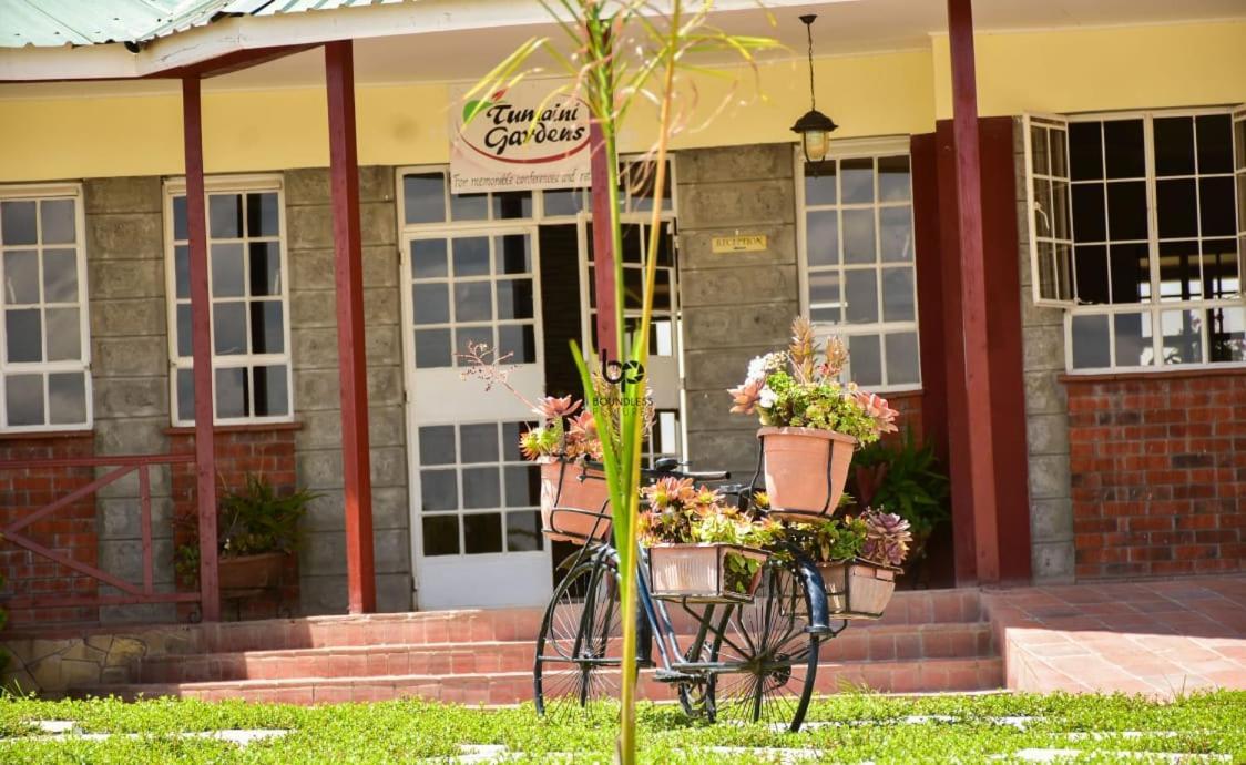 Tumaini Gardens Panzió Kajiado Kültér fotó